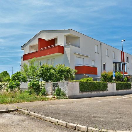 Sofia House With Apartment Умаг Экстерьер фото